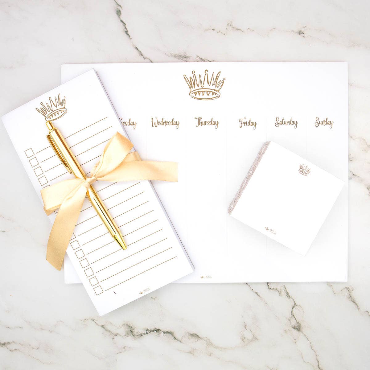 Crown Weekly Planner   White/Gold   11x8.5