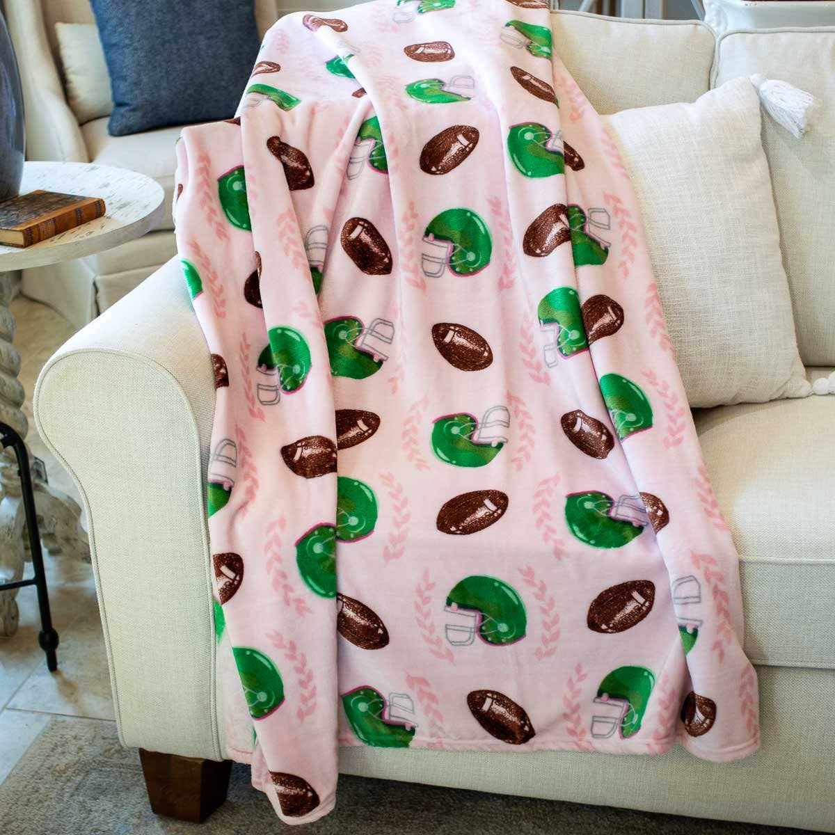 Tailgate Queen Throw   Pink/Green/Brown   50x60