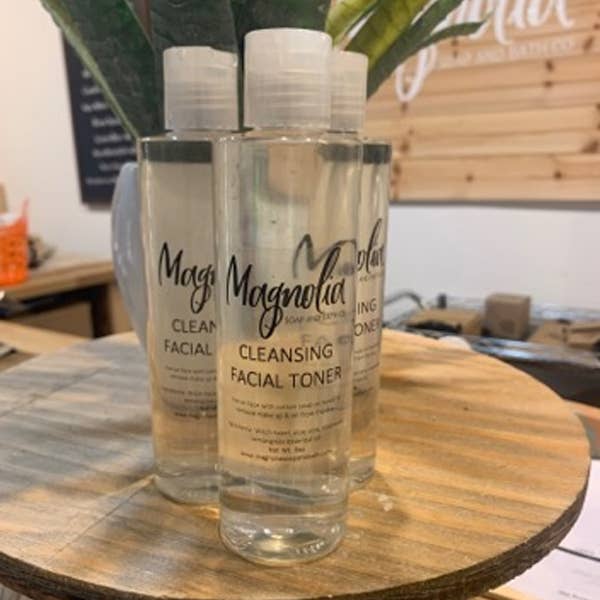 Magnolia Cleansing Facial Toner